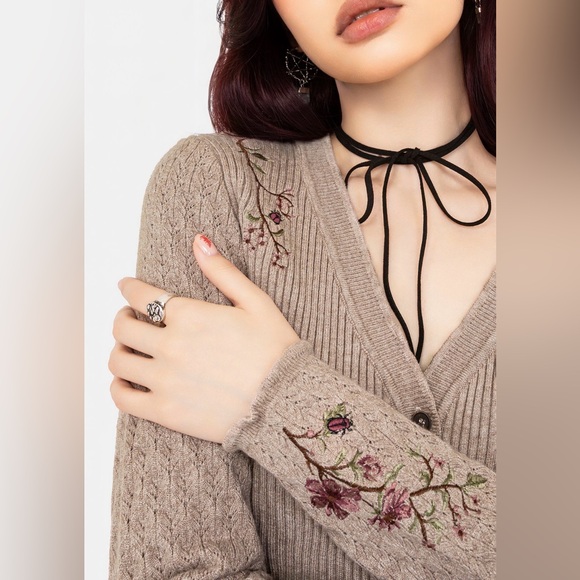 Disturbia Tantra Floral Beetle Embroidered Cardigan size XL - Picture 6 of 9